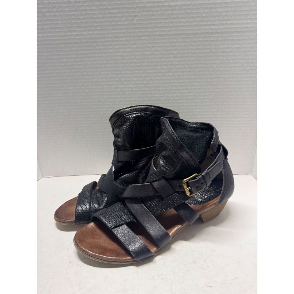 Miz Mooz Veroli Black Leather Strappy Gladiator Ankle Wrap Sandals EU 40 US 9